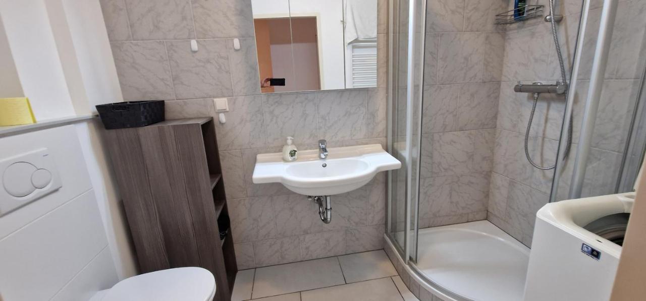 Viennasunshine Apartment ภายนอก รูปภาพ
